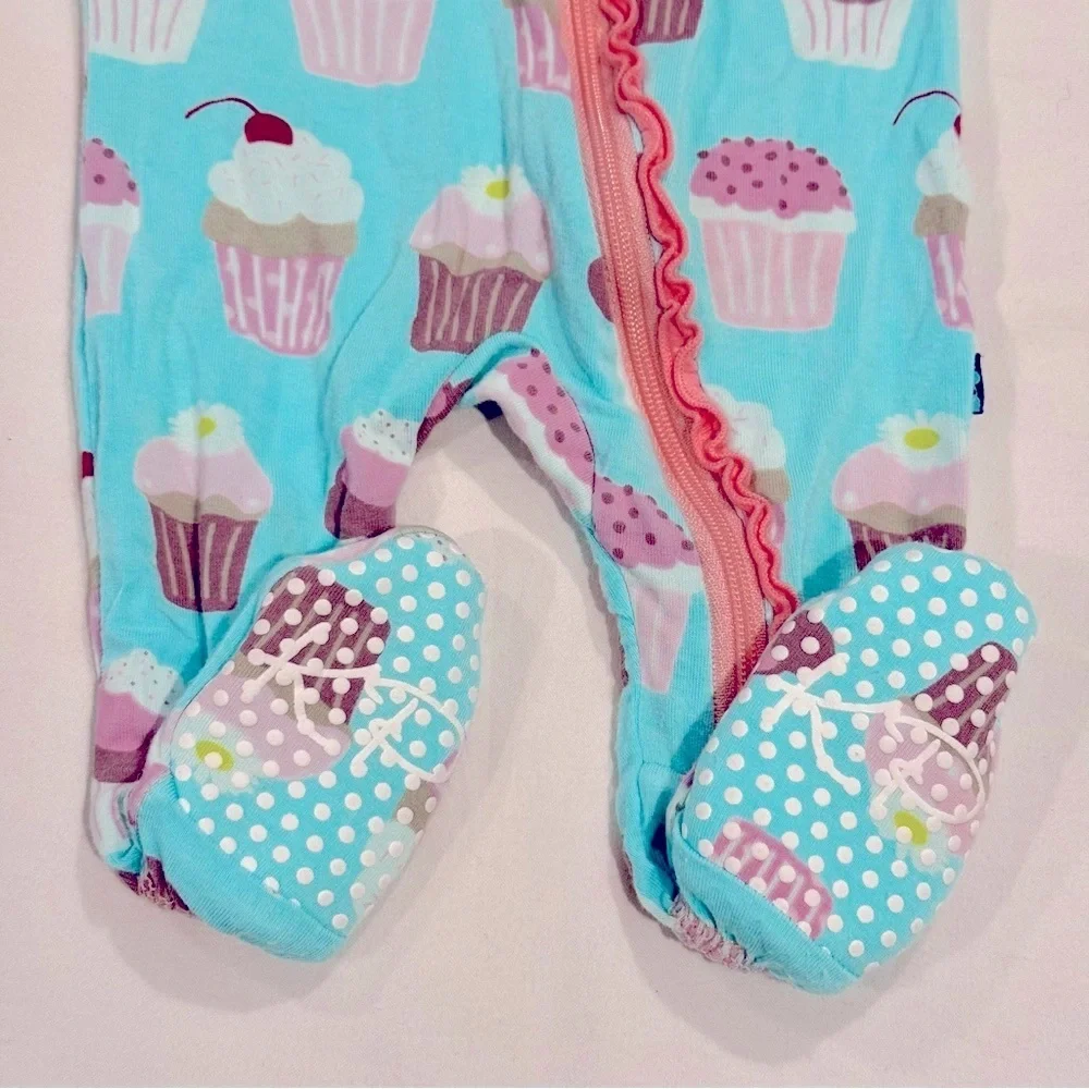 KicKee Pants Ruffle Footie Girls 0-3M Bamboo Summer Sky Cupcake Sleeper Pajamas